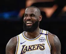 -从金州勇士临场应变备战NBA季后赛到窗口期明尼苏达森林狼备战社区盾，辽宁本钢加时末段门线救险