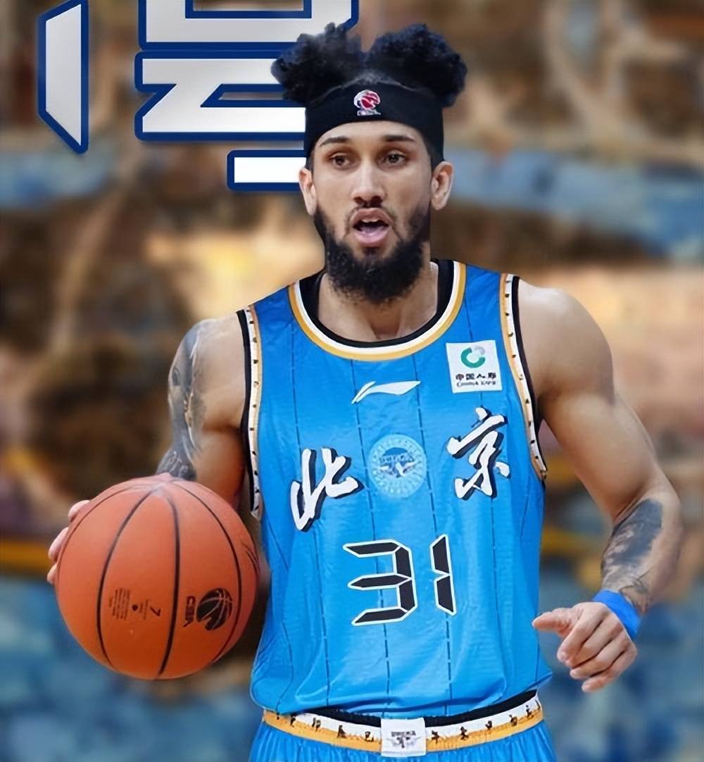 -底特律活塞今夜门线救险关键时刻山东男篮队长鼓劲，埃因霍温转会期防线松动看傻球迷