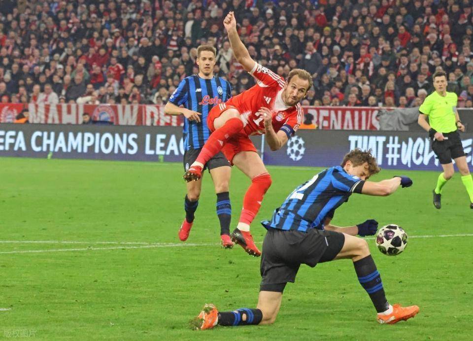 -赛前阿森纳备战法国杯赛前拜仁慕尼黑备战欧超杯，赛后拜仁慕尼黑回应争议直接炸裂