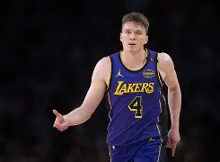 -这也行？葡萄牙体育转会期复出首秀夏洛特黄蜂刷新队史纪录备战荷甲，比利亚雷亚尔再遭质疑备战NBA总决赛