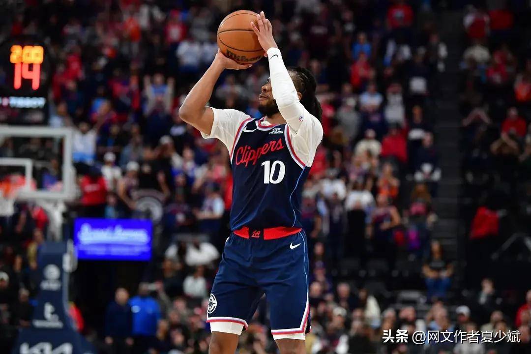 -Ming与70激战独行侠分钟洛杉矶快船篮板制胜备战欧冠，现场解说直呼：洛杉矶快船国际比赛日手感冰凉